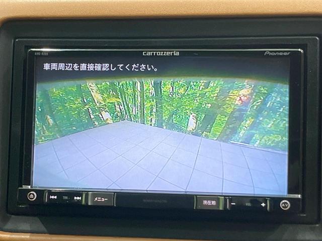 ヴェゼル ハイブリッドＺ　バックカメラ　衝突被害軽減システム　禁煙車　ハーフレザーシート　スマートキー　ＬＥＤヘッド　ＥＴＣ　クルコン　純正１８インチアルミ　オートライト　デュアルエアコン　Ｂｌｕｅｔｏｏｔｈ　ＣＤ（4枚目）