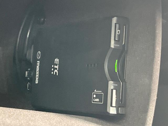 ＭＡＺＤＡ６ワゴン ＸＤ　スポーツアピアランス　ディーゼル（軽油）　全周囲カメラ　ＢＯＳＥサウンド　衝突被害軽減システム　レーダークルーズ　禁煙車　レザーシート　パワーシート　ドラレコ　コーナーセンサー　スマートキー　ＬＥＤヘッド　ＥＴＣ（6枚目）