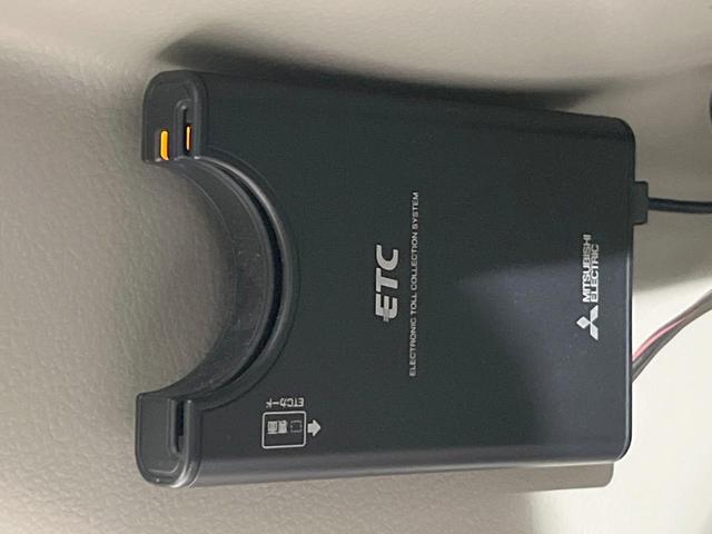 ＮＶ１００クリッパーリオ Ｅ　電動スライドドア　衝突被害軽減システム　ドラレコ　コーナーセンサー　スマートキー　ＨＩＤヘッド　ＥＴＣ　純正１４インチアルミ　オートライト　オートエアコン　Ｂｌｕｅｔｏｏｔｈ　ＣＤ　ＤＶＤ再生（5枚目）