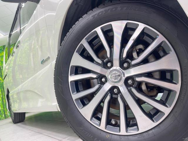 セレナ ハイウェイスター　Ｖエアロモード＋セーフティ　ＳＨＶ　純正ナビ　エアロ　両側電動ドア　後席モニター　全周囲カメラ　衝突被害軽減システム　ドラレコ　スマートキー　ＬＥＤヘッド　ビルトインＥＴＣ　純正１７インチアルミ　オートライト　オートエアコン（14枚目）