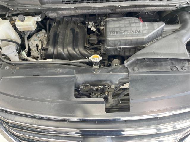 セレナ ハイウェイスター　Ｖエアロモード＋セーフティ　ＳＨＶ　純正ナビ　エアロ　両側電動ドア　後席モニター　全周囲カメラ　衝突被害軽減システム　ドラレコ　スマートキー　ＬＥＤヘッド　ビルトインＥＴＣ　純正１７インチアルミ　オートライト　オートエアコン（19枚目）