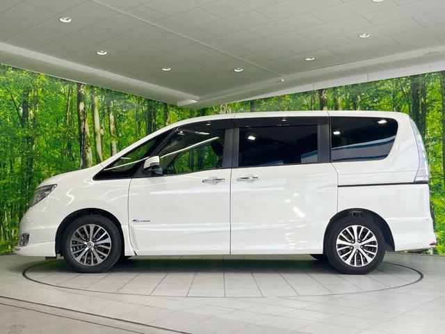 セレナ ハイウェイスター　Ｖエアロモード＋セーフティ　ＳＨＶ　純正ナビ　エアロ　両側電動ドア　後席モニター　全周囲カメラ　衝突被害軽減システム　ドラレコ　スマートキー　ＬＥＤヘッド　ビルトインＥＴＣ　純正１７インチアルミ　オートライト　オートエアコン（29枚目）