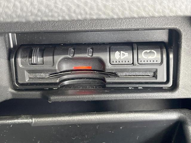 セレナ ハイウェイスター　Ｖエアロモード＋セーフティ　ＳＨＶ　純正ナビ　エアロ　両側電動ドア　後席モニター　全周囲カメラ　衝突被害軽減システム　ドラレコ　スマートキー　ＬＥＤヘッド　ビルトインＥＴＣ　純正１７インチアルミ　オートライト　オートエアコン（44枚目）