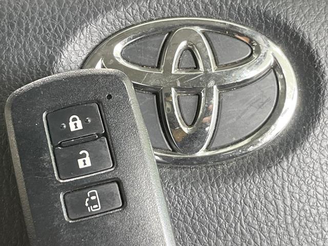 ヴォクシー ＺＳ　純正ナビ　衝突被害軽減システム　電動スライドドア　バックカメラ　ドラレコ　スマートキー　ＬＥＤヘッド　ビルトインＥＴＣ　純正１６インチアルミ　オートハイビーム　オートライト　デュアルエアコン（6枚目）