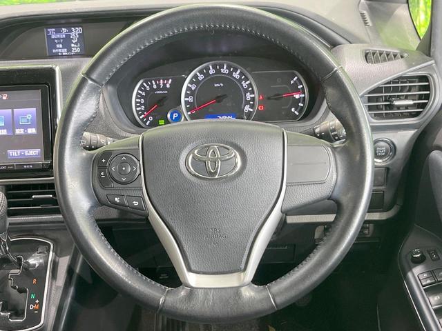 ヴォクシー ＺＳ　純正ナビ　衝突被害軽減システム　電動スライドドア　バックカメラ　ドラレコ　スマートキー　ＬＥＤヘッド　ビルトインＥＴＣ　純正１６インチアルミ　オートハイビーム　オートライト　デュアルエアコン（12枚目）