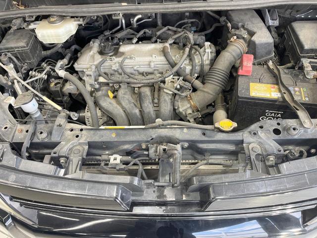 ヴォクシー ＺＳ　純正ナビ　衝突被害軽減システム　電動スライドドア　バックカメラ　ドラレコ　スマートキー　ＬＥＤヘッド　ビルトインＥＴＣ　純正１６インチアルミ　オートハイビーム　オートライト　デュアルエアコン（19枚目）