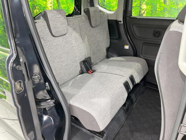 高品質なオリジナルフロアマットもオプションにてご用意しております。お好きなデザインやカラーをお車に合わせて選んでいただくことができます♪