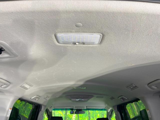 ヴォクシー ＺＳ　煌　純正ナビ　衝突被害軽減システム　バックカメラ　両側電動ドア　後席モニター　ドラレコ　スマートキー　ＬＥＤヘッド　ビルトインＥＴＣ　純正１６インチアルミ　車線逸脱警報　オートエアコン　Ｂｌｕｅｔｏｏｔｈ（58枚目）