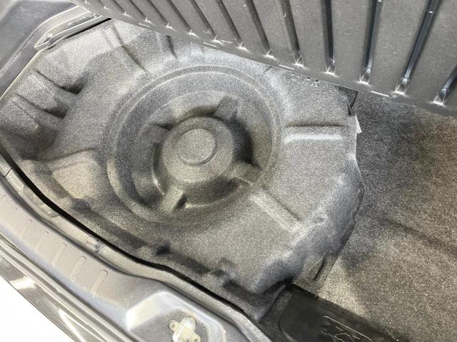 ヴォクシー ＺＳ　煌　純正ナビ　衝突被害軽減システム　バックカメラ　両側電動ドア　後席モニター　ドラレコ　スマートキー　ＬＥＤヘッド　ビルトインＥＴＣ　純正１６インチアルミ　車線逸脱警報　オートエアコン　Ｂｌｕｅｔｏｏｔｈ（60枚目）