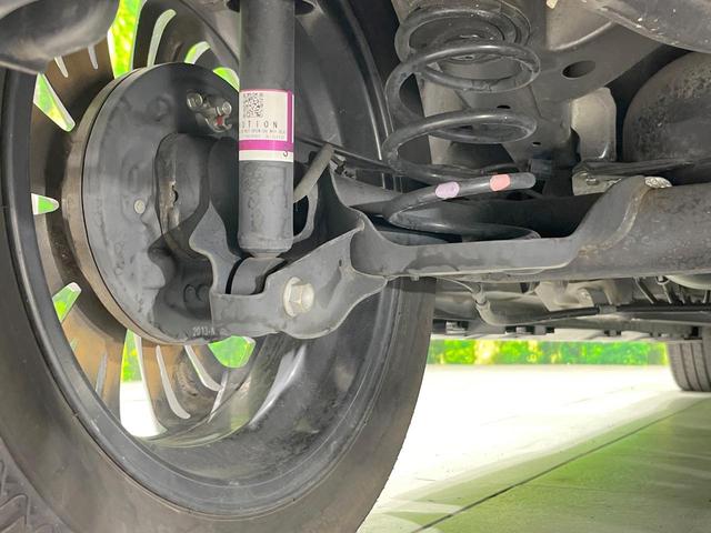 スペーシアカスタム ハイブリッドＸＳ　ナビ　衝突被害軽減システム　レーダークルーズ　両側電動ドア　ハーフレザーシート　スマートキー　ＬＥＤヘッド　コーナーセンサー　純正１５インチアルミ　車線逸脱警報　オートライト　オートエアコン　ＣＤ（20枚目）