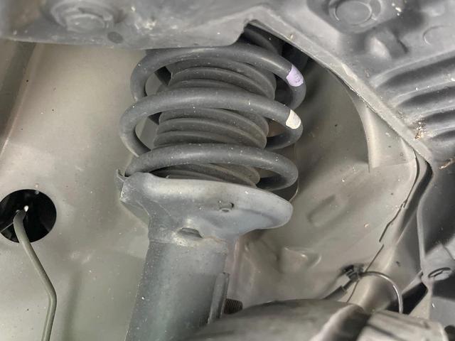 スペーシアカスタム ハイブリッドＸＳ　ナビ　衝突被害軽減システム　レーダークルーズ　両側電動ドア　ハーフレザーシート　スマートキー　ＬＥＤヘッド　コーナーセンサー　純正１５インチアルミ　車線逸脱警報　オートライト　オートエアコン　ＣＤ（23枚目）