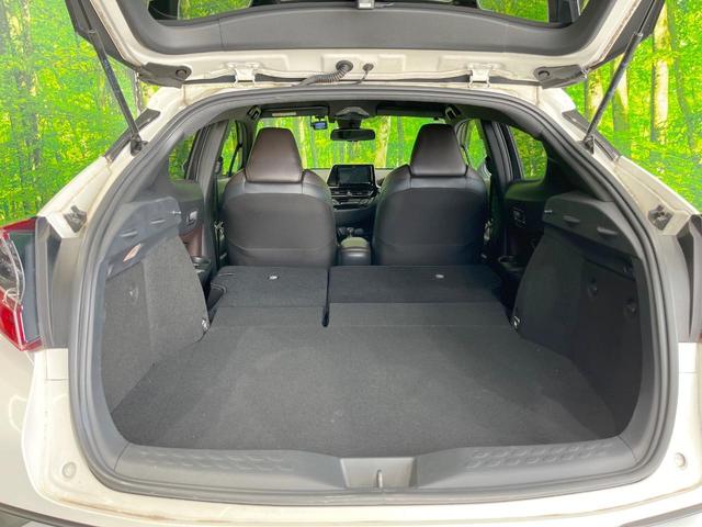 Ｃ－ＨＲ Ｇ　ナビ　衝突被害軽減システム　レーダークルーズ　バックカメラ　スマートキー　ＬＥＤヘッド　ビルトインＥＴＣ　純正１８インチアルミ　オートハイビーム　ハーフレザーシート　コーナーセンサー　車線逸脱警報（10枚目）