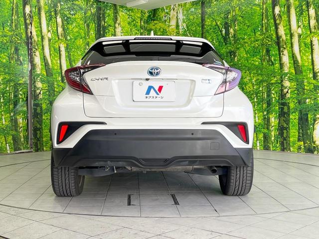 Ｃ－ＨＲ Ｇ　ナビ　衝突被害軽減システム　レーダークルーズ　バックカメラ　スマートキー　ＬＥＤヘッド　ビルトインＥＴＣ　純正１８インチアルミ　オートハイビーム　ハーフレザーシート　コーナーセンサー　車線逸脱警報（15枚目）