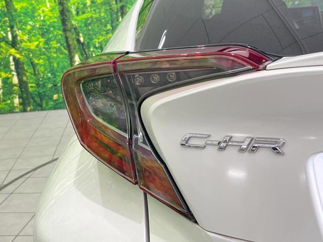 Ｃ－ＨＲ Ｇ　ナビ　衝突被害軽減システム　レーダークルーズ　バックカメラ　スマートキー　ＬＥＤヘッド　ビルトインＥＴＣ　純正１８インチアルミ　オートハイビーム　ハーフレザーシート　コーナーセンサー　車線逸脱警報（33枚目）