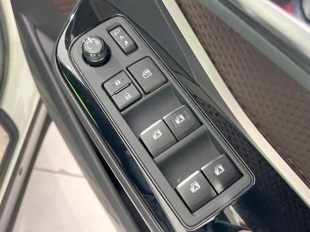 Ｃ－ＨＲ Ｇ　ナビ　衝突被害軽減システム　レーダークルーズ　バックカメラ　スマートキー　ＬＥＤヘッド　ビルトインＥＴＣ　純正１８インチアルミ　オートハイビーム　ハーフレザーシート　コーナーセンサー　車線逸脱警報（51枚目）