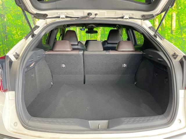 Ｃ－ＨＲ Ｇ　ナビ　衝突被害軽減システム　レーダークルーズ　バックカメラ　スマートキー　ＬＥＤヘッド　ビルトインＥＴＣ　純正１８インチアルミ　オートハイビーム　ハーフレザーシート　コーナーセンサー　車線逸脱警報（56枚目）