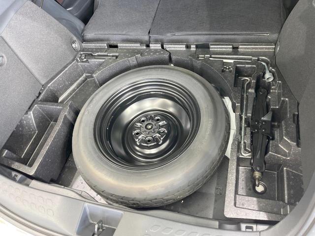 Ｃ－ＨＲ Ｇ　ナビ　衝突被害軽減システム　レーダークルーズ　バックカメラ　スマートキー　ＬＥＤヘッド　ビルトインＥＴＣ　純正１８インチアルミ　オートハイビーム　ハーフレザーシート　コーナーセンサー　車線逸脱警報（58枚目）