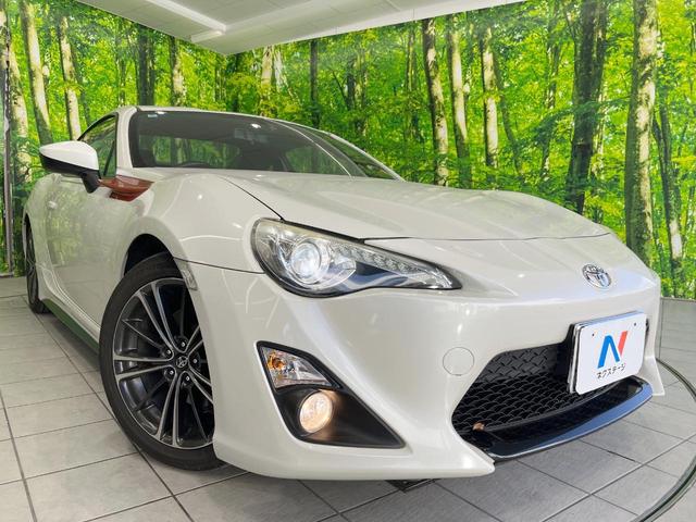 86 GT 6MT ナビ バックカメラ スマートキー HIDヘッド ETC 純正17インチアルミ オートライト デュアルエアコン Bluetooth CD パワーウィンドウ トラクションコントロール(12枚目)