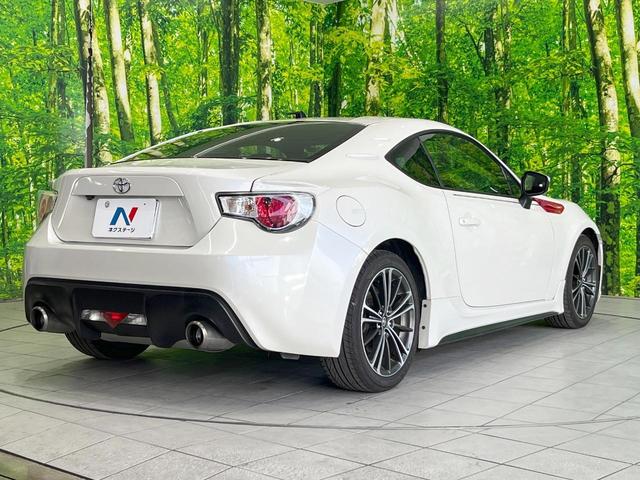 86 GT 6MT ナビ バックカメラ スマートキー HIDヘッド ETC 純正17インチアルミ オートライト デュアルエアコン Bluetooth CD パワーウィンドウ トラクションコントロール(17枚目)