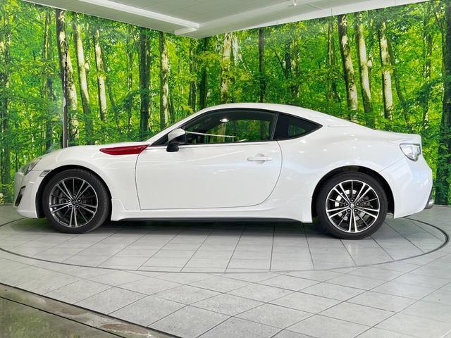 86 GT 6MT ナビ バックカメラ スマートキー HIDヘッド ETC 純正17インチアルミ オートライト デュアルエアコン Bluetooth CD パワーウィンドウ トラクションコントロール(22枚目)