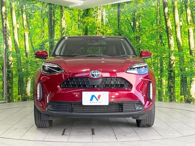 ヤリスクロス ハイブリッドＺ　純正８型ディスプレイオーディオ　衝突被害軽減システム　レーダークルーズ　スマートキー　ＬＥＤヘッド　ＥＴＣ２．０　全周囲カメラ　ハーフレザーシート　パワーシート　純正１８インチＡＷ　オートハイビーム（14枚目）