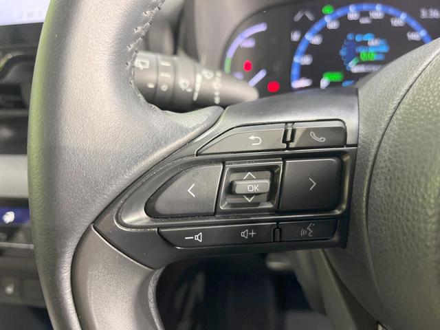 ヤリスクロス ハイブリッドＺ　純正８型ディスプレイオーディオ　衝突被害軽減システム　レーダークルーズ　スマートキー　ＬＥＤヘッド　ＥＴＣ２．０　全周囲カメラ　ハーフレザーシート　パワーシート　純正１８インチＡＷ　オートハイビーム（37枚目）