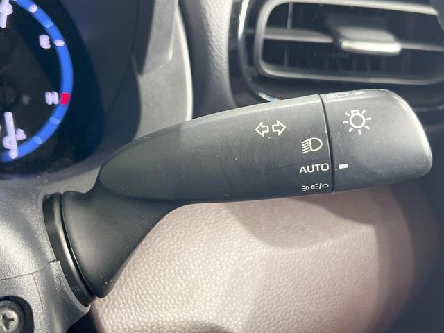 ヤリスクロス ハイブリッドＺ　純正８型ディスプレイオーディオ　衝突被害軽減システム　レーダークルーズ　スマートキー　ＬＥＤヘッド　ＥＴＣ２．０　全周囲カメラ　ハーフレザーシート　パワーシート　純正１８インチＡＷ　オートハイビーム（38枚目）