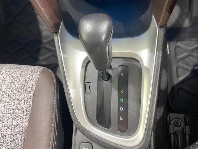 ヤリスクロス ハイブリッドＺ　純正８型ディスプレイオーディオ　衝突被害軽減システム　レーダークルーズ　スマートキー　ＬＥＤヘッド　ＥＴＣ２．０　全周囲カメラ　ハーフレザーシート　パワーシート　純正１８インチＡＷ　オートハイビーム（49枚目）