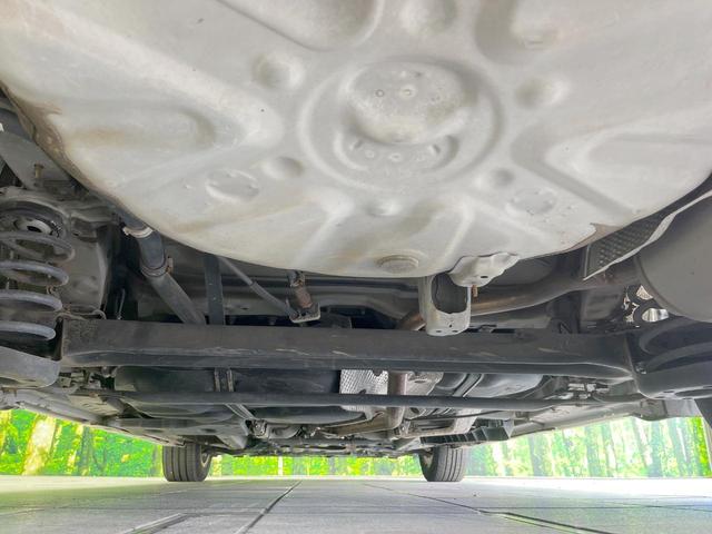 プリウスアルファ Ｓ　チューン　ブラック　純正ナビ　バックカメラ　衝突被害軽減システム　ドラレコ　スマートキー　ＨＩＤヘッド　ビルトインＥＴＣ　純正１６インチアルミ　オートライト　オートエアコン　Ｂｌｕｅｔｏｏｔｈ　ＣＤ　ＤＶＤ再生　フルセグ（19枚目）