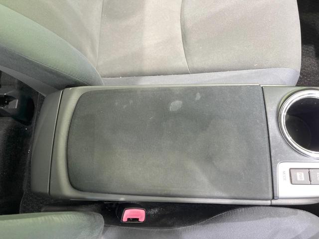 プリウスアルファ Ｓ　チューン　ブラック　純正ナビ　バックカメラ　衝突被害軽減システム　ドラレコ　スマートキー　ＨＩＤヘッド　ビルトインＥＴＣ　純正１６インチアルミ　オートライト　オートエアコン　Ｂｌｕｅｔｏｏｔｈ　ＣＤ　ＤＶＤ再生　フルセグ（42枚目）