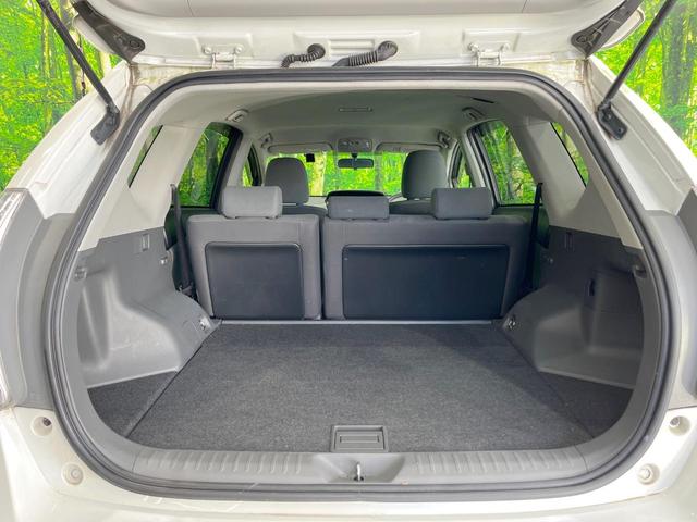 プリウスアルファ Ｓ　チューン　ブラック　純正ナビ　バックカメラ　衝突被害軽減システム　ドラレコ　スマートキー　ＨＩＤヘッド　ビルトインＥＴＣ　純正１６インチアルミ　オートライト　オートエアコン　Ｂｌｕｅｔｏｏｔｈ　ＣＤ　ＤＶＤ再生　フルセグ（52枚目）