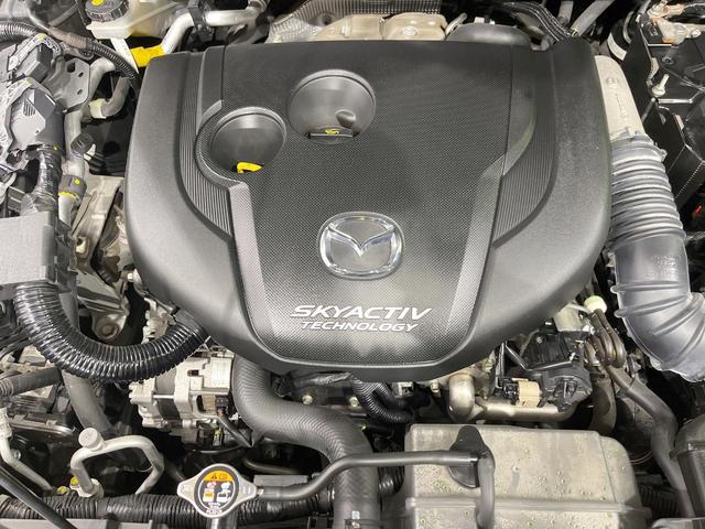 ＣＸ－５ ＸＤ　Ｌパッケージ　ディーゼル　純正ＳＤナビ　衝突被害軽減システム　レーダークルーズ　全周囲カメラ　電動リアゲート　レザーシート　コーナーセンサー　スマートキー　ＬＥＤヘッド　ビルトインＥＴＣ　純正１９インチアルミ（18枚目）