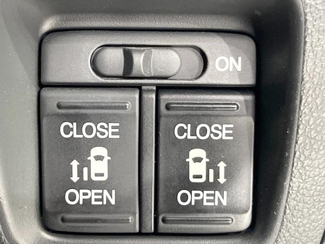 Ｎ－ＢＯＸカスタム Ｇ　ＳＳパッケージ　純正ナビ　衝突被害軽減システム　両側電動ドア　バックカメラ　スマートキー　ＨＩＤヘッド　ビルトインＥＴＣ　純正１４インチアルミ　オートライト　オートエアコン　Ｂｌｕｅｔｏｏｔｈ　ＣＤ　ＤＶＤ再生（6枚目）