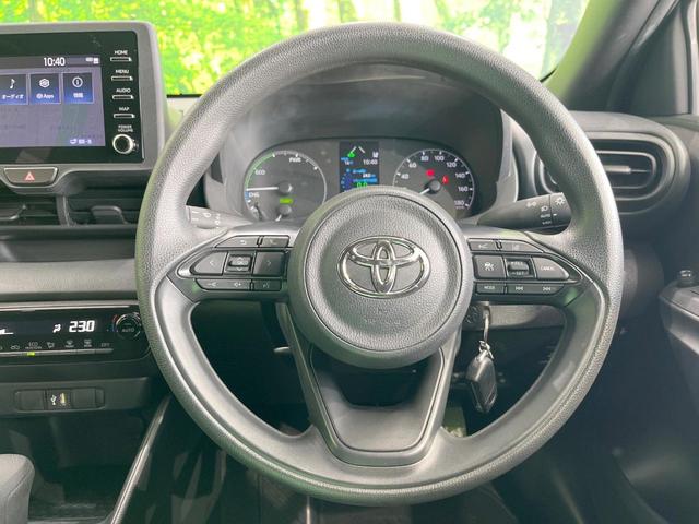 ヤリス ハイブリッドＸ　純正ナビ　バックカメラ　１００Ｖ電源　衝突被害軽減システム　レーダークルーズ　禁煙車　スマートキー　ＬＥＤヘッド　ビルトインＥＴＣ　車線逸脱警報　オートエアコン　Ｂｌｕｅｔｏｏｔｈ（11枚目）