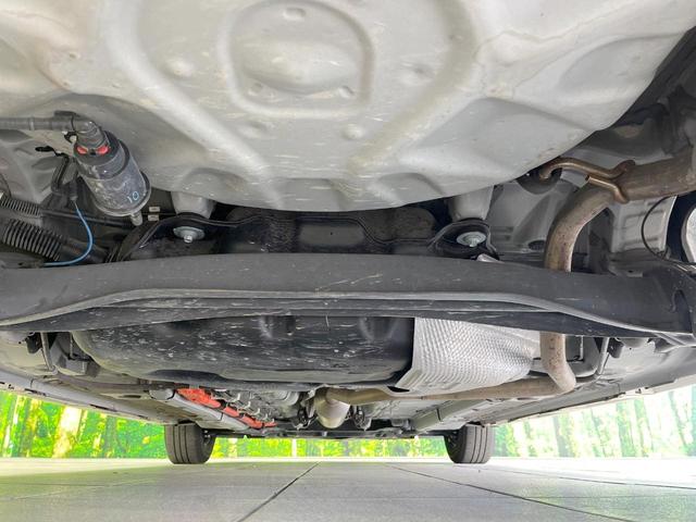 ヤリス ハイブリッドＸ　純正ナビ　バックカメラ　１００Ｖ電源　衝突被害軽減システム　レーダークルーズ　禁煙車　スマートキー　ＬＥＤヘッド　ビルトインＥＴＣ　車線逸脱警報　オートエアコン　Ｂｌｕｅｔｏｏｔｈ（19枚目）