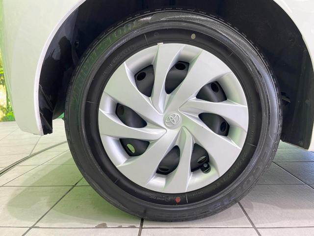 ヤリス ハイブリッドＸ　純正ナビ　バックカメラ　１００Ｖ電源　衝突被害軽減システム　レーダークルーズ　禁煙車　スマートキー　ＬＥＤヘッド　ビルトインＥＴＣ　車線逸脱警報　オートエアコン　Ｂｌｕｅｔｏｏｔｈ（27枚目）