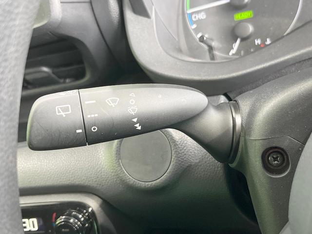 ヤリス ハイブリッドＸ　純正ナビ　バックカメラ　１００Ｖ電源　衝突被害軽減システム　レーダークルーズ　禁煙車　スマートキー　ＬＥＤヘッド　ビルトインＥＴＣ　車線逸脱警報　オートエアコン　Ｂｌｕｅｔｏｏｔｈ（38枚目）