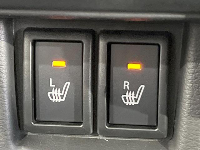 スペーシアカスタム ハイブリッドＸＳ　届出済未使用車　両側電動ドア　純正ナビ　全周囲カメラ　衝突被害軽減システム　レーダークルーズ　ハーフレザーシート　コーナーセンサー　スマートキー　ＬＥＤヘッド　純正１５インチアルミ　オートライト（6枚目）