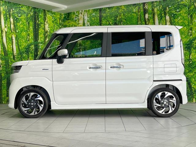 スペーシアカスタム ハイブリッドＸＳ　届出済未使用車　両側電動ドア　純正ナビ　全周囲カメラ　衝突被害軽減システム　レーダークルーズ　ハーフレザーシート　コーナーセンサー　スマートキー　ＬＥＤヘッド　純正１５インチアルミ　オートライト（22枚目）