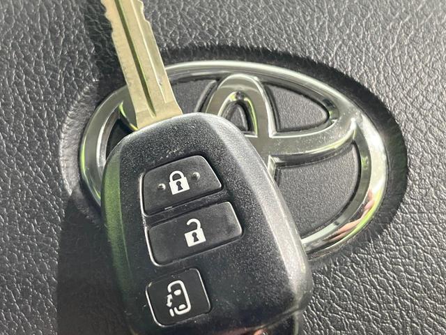 シエンタ ハイブリッドＸ　電動スライドドア　衝突被害軽減システム　ＥＴＣ　車線逸脱警報　オートエアコン　Ｂｌｕｅｔｏｏｔｈ　ＣＤ　ＤＶＤ再生　フルセグ（7枚目）