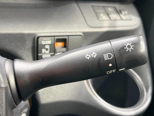 シエンタ ハイブリッドＸ　電動スライドドア　衝突被害軽減システム　ＥＴＣ　車線逸脱警報　オートエアコン　Ｂｌｕｅｔｏｏｔｈ　ＣＤ　ＤＶＤ再生　フルセグ（36枚目）