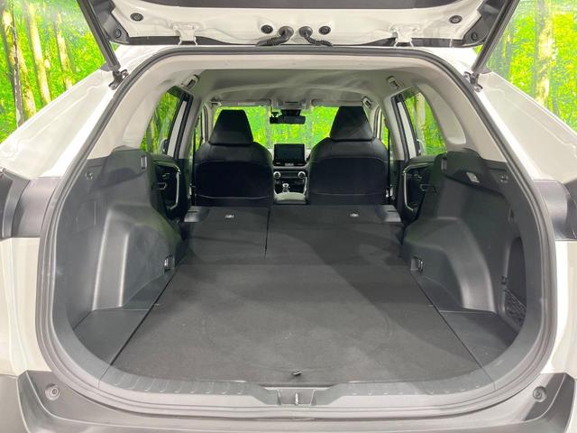 ＲＡＶ４ Ｇ　Ｚパッケージ　４ＷＤ　純正９型ナビ　バックカメラ　衝突被害軽減システム　レーダークルーズ　禁煙車　電動リアゲート　レザーシート　パワーシート　ドラレコ　コーナーセンサー　スマートキー　ＬＥＤヘッド　ビルトインＥＴＣ（10枚目）