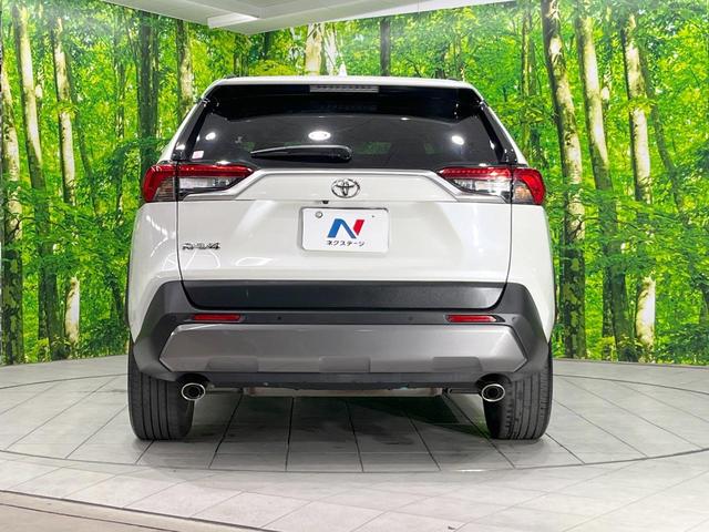 ＲＡＶ４ Ｇ　Ｚパッケージ　４ＷＤ　純正９型ナビ　バックカメラ　衝突被害軽減システム　レーダークルーズ　禁煙車　電動リアゲート　レザーシート　パワーシート　ドラレコ　コーナーセンサー　スマートキー　ＬＥＤヘッド　ビルトインＥＴＣ（15枚目）