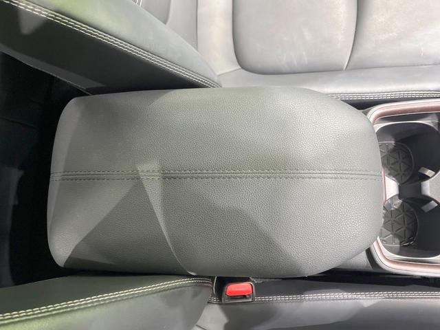 ＲＡＶ４ Ｇ　Ｚパッケージ　４ＷＤ　純正９型ナビ　バックカメラ　衝突被害軽減システム　レーダークルーズ　禁煙車　電動リアゲート　レザーシート　パワーシート　ドラレコ　コーナーセンサー　スマートキー　ＬＥＤヘッド　ビルトインＥＴＣ（45枚目）