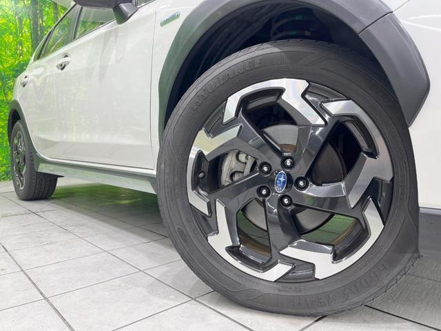 ＸＶ アドバンス　４ＷＤ　サイド・バックカメラ　衝突被害軽減システム　レーダークルーズ　禁煙車　レザーシート　ドラレコ　コーナーセンサー　スマートキー　ＬＥＤヘッド　ＥＴＣ　純正１８インチアルミ　車線逸脱警報（13枚目）