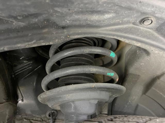 ＸＶ アドバンス　４ＷＤ　サイド・バックカメラ　衝突被害軽減システム　レーダークルーズ　禁煙車　レザーシート　ドラレコ　コーナーセンサー　スマートキー　ＬＥＤヘッド　ＥＴＣ　純正１８インチアルミ　車線逸脱警報（20枚目）