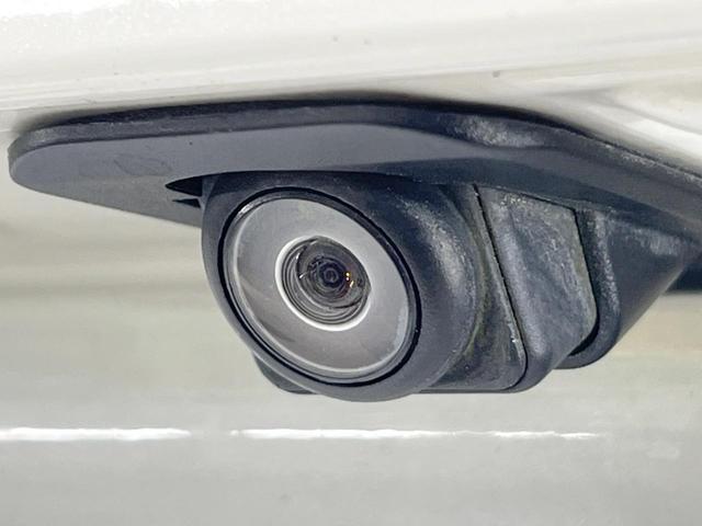 ＸＶ アドバンス　４ＷＤ　サイド・バックカメラ　衝突被害軽減システム　レーダークルーズ　禁煙車　レザーシート　ドラレコ　コーナーセンサー　スマートキー　ＬＥＤヘッド　ＥＴＣ　純正１８インチアルミ　車線逸脱警報（33枚目）