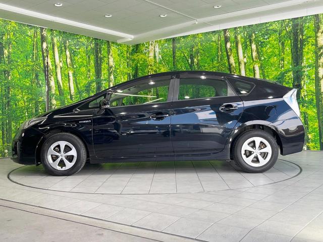 プリウス Ｓ　純正ナビ　スマートキー　ＨＩＤヘッド　ビルトインＥＴＣ　純正１５インチアルミ　オートエアコン　Ｂｌｕｅｔｏｏｔｈ　ＣＤ　ＤＶＤ再生　フルセグ　トラクションコントロール（52枚目）