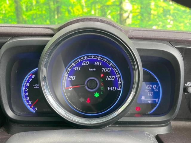 Ｎ－ＯＮＥ プレミアム　オーディオ　スマートキー　ＨＩＤヘッド　純正１４インチアルミ　オートライト　オートエアコン　ＣＤ　パワーウィンドウ　パワーステアリング　トラクションコントロール（32枚目）