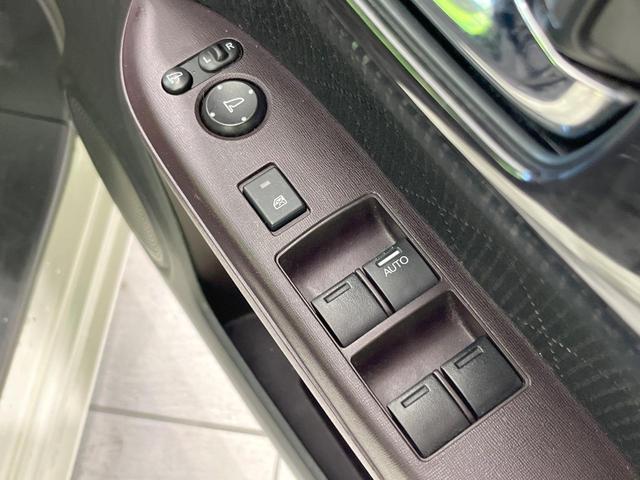 Ｎ－ＯＮＥ プレミアム　オーディオ　スマートキー　ＨＩＤヘッド　純正１４インチアルミ　オートライト　オートエアコン　ＣＤ　パワーウィンドウ　パワーステアリング　トラクションコントロール（40枚目）